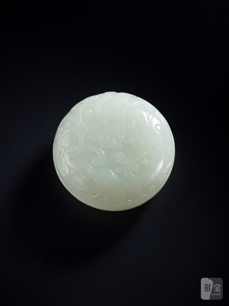 清十八/十九世紀 青白玉小蓋盒